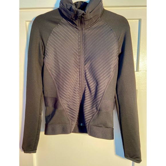 Women’s SZ small Adidas Cold RDY Preowned Training Jacket WSS13 - Picture 3 of 16